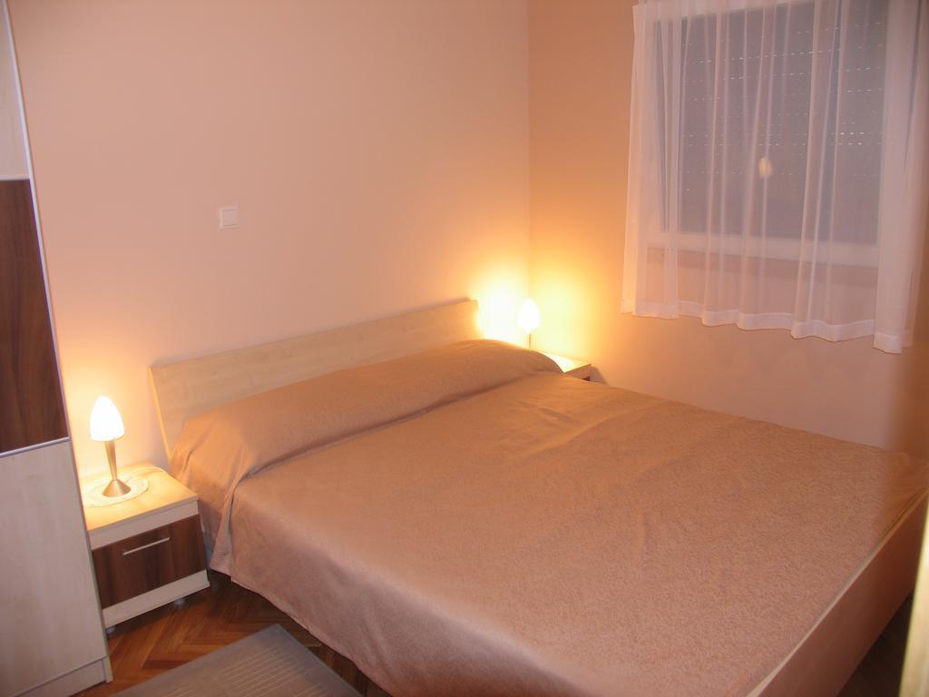 Apartments Villa Ceres Klek Oda fotoğraf