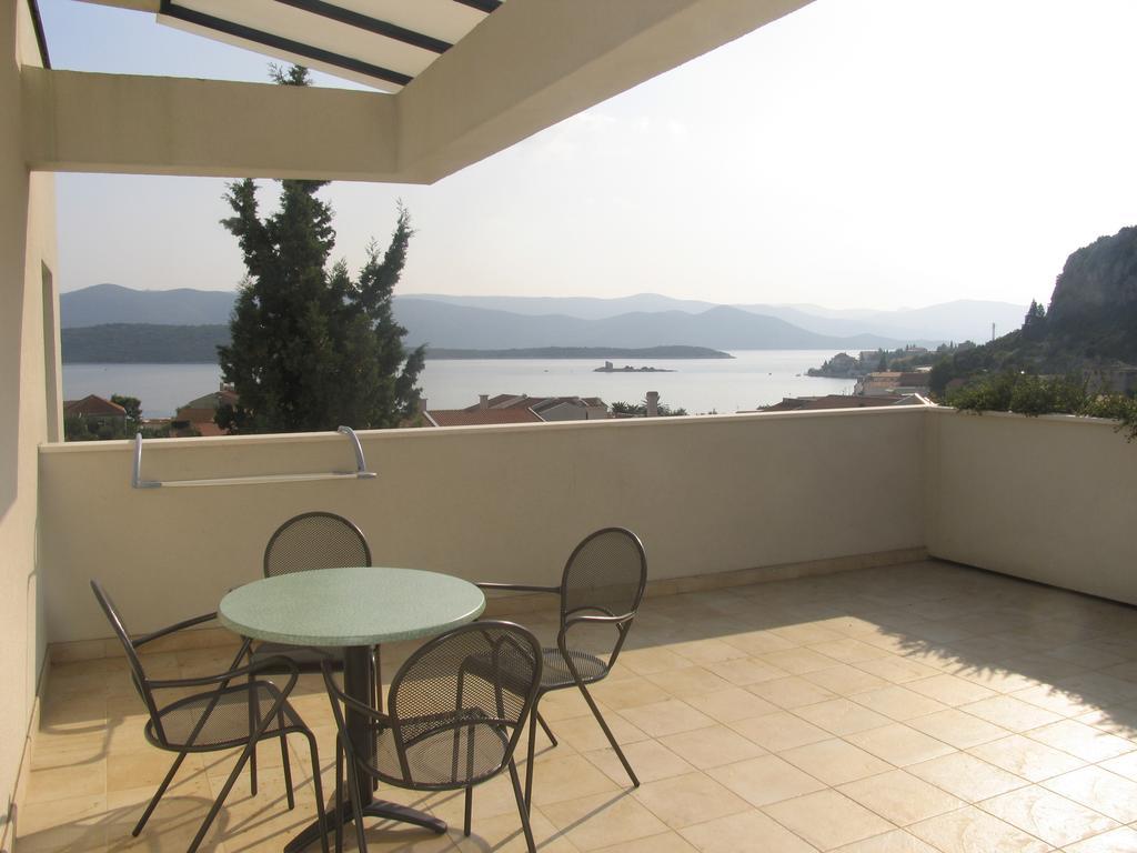 Apartments Villa Ceres Klek Oda fotoğraf